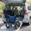 車椅子のまま乗れる福祉車両（家庭用ミニバンタイプ）